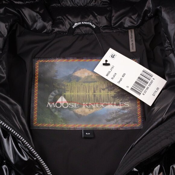 Moose Knuckles Monteau Exhibition Chevron Quilted Puffer Jacket, Black, Small - Picture 6 of 13